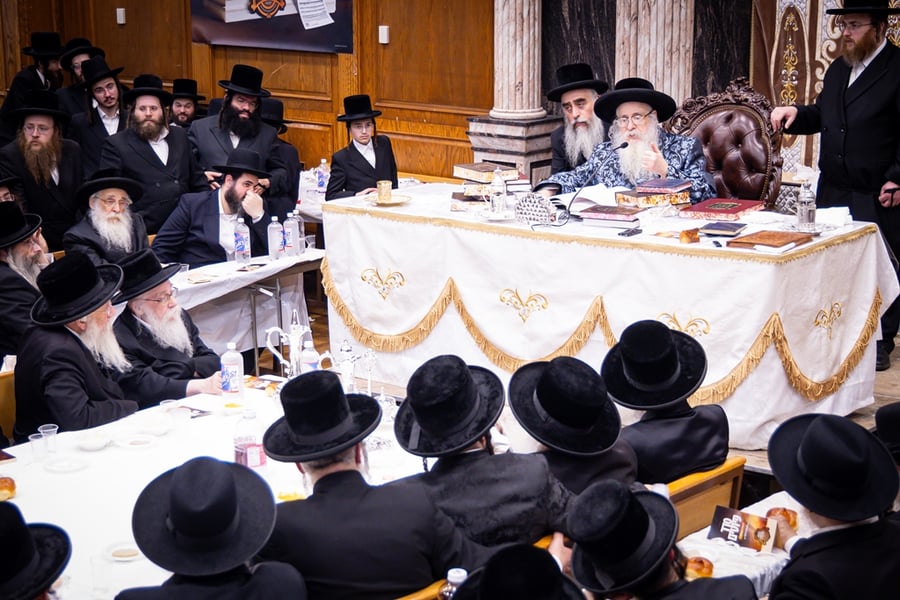 ל"ג בעומר בחצה"ק צאנז קלויזנבורג
