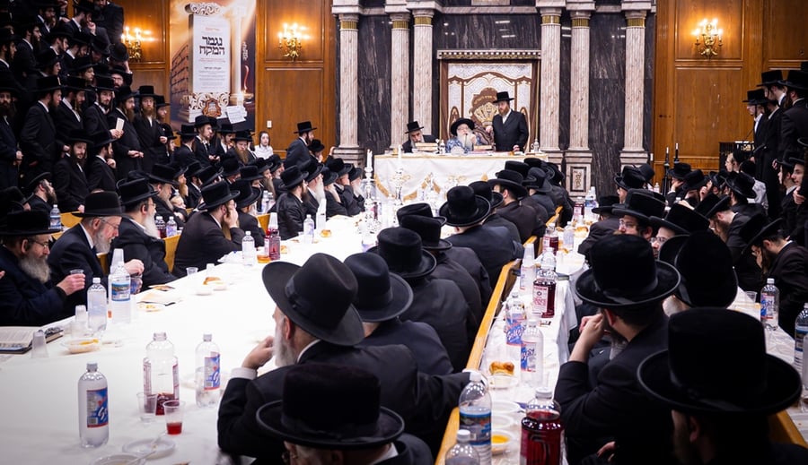 ל"ג בעומר בחצה"ק צאנז קלויזנבורג