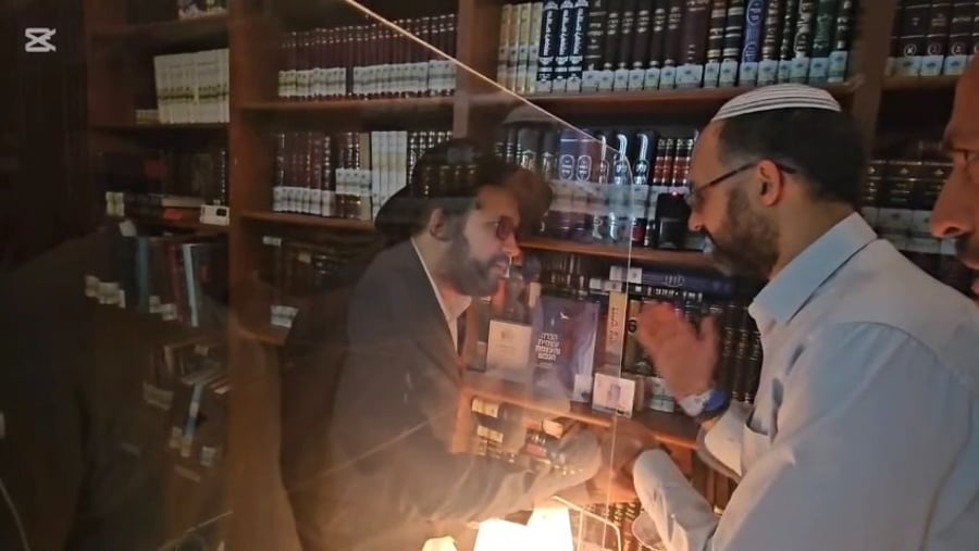 חננאל גז בביקור אצל הגאון הינוקא