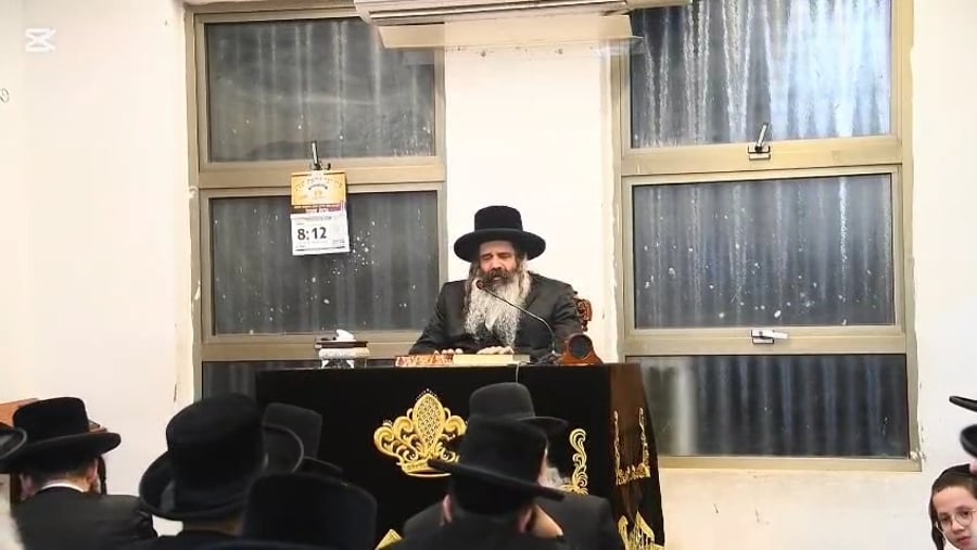 האדמו"ר מזוטשקא בשיחת הכנה לחג השבועות