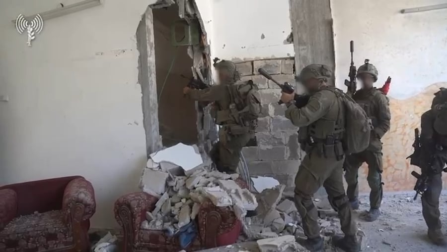 גבעתי בפעולה