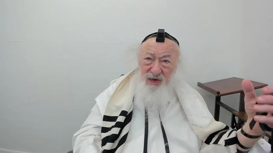 הרב יעקב דוד סטפנסקי בשיעור על מסכת בבא מציעא