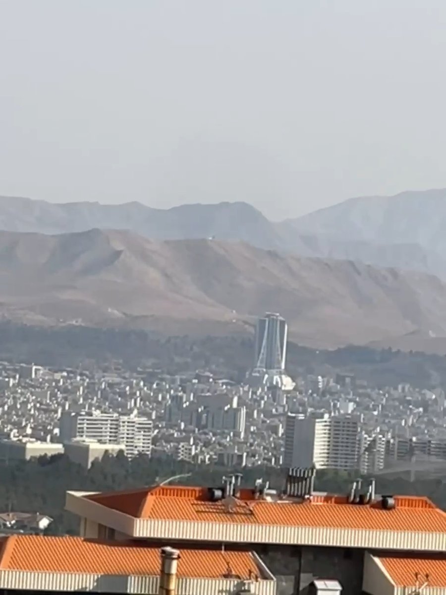 מהתקיפות היום במערב טהרן