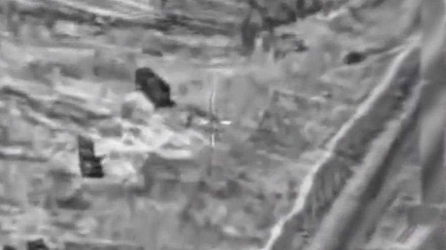 זיהוי ותקיפה של חוליית שיגור שנערכו לשגר כטב״מים לעבר שטח המדינה