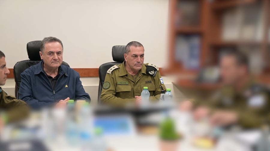 השר כ"ץ בסיור 