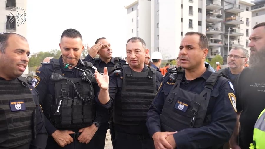 פעילות משטרתית בזירת הנפילה בבאר שבע