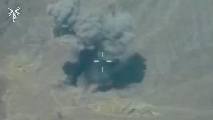 תיעוד מתקיפת מחסני טילי קרקע-קרקע ביזד