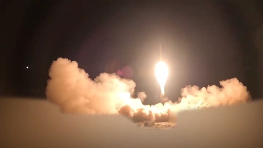 שיגור הטילים מאיראן לבסיס האמריקני בקטאר