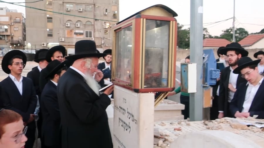 עליה לציונו של הגאון רבי מיכל יהודה ליפקוביץ