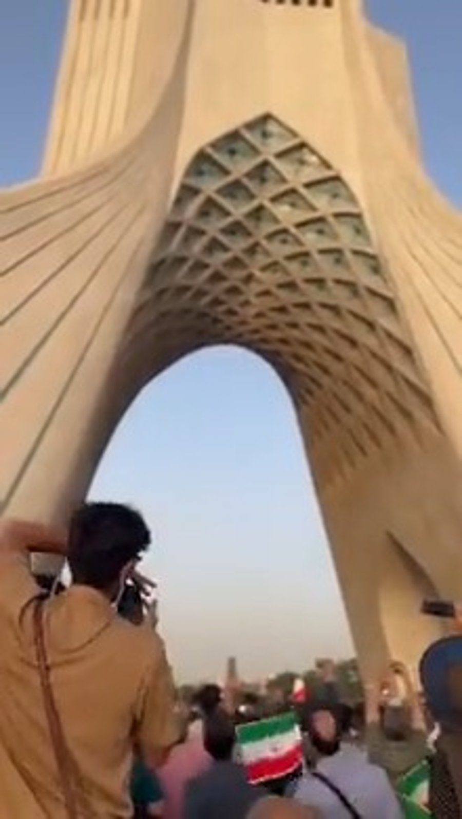 הקונצרט האיראני בשער הניצחון