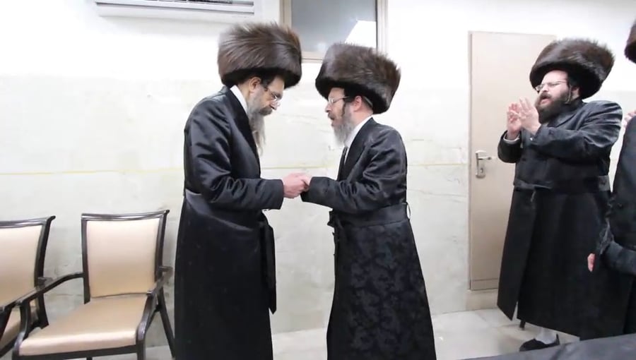 האדמו"ר מסטוטשין בשבע ברכות לבן גאב"ד זוועהיל