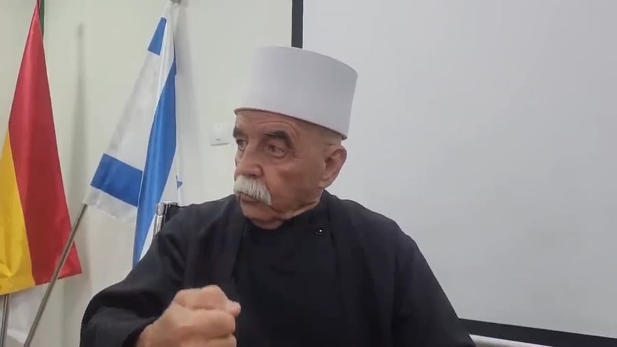 השייח ריאד חמזה בשיחה עם ישראל שפירא על הדרוזים בסוריה