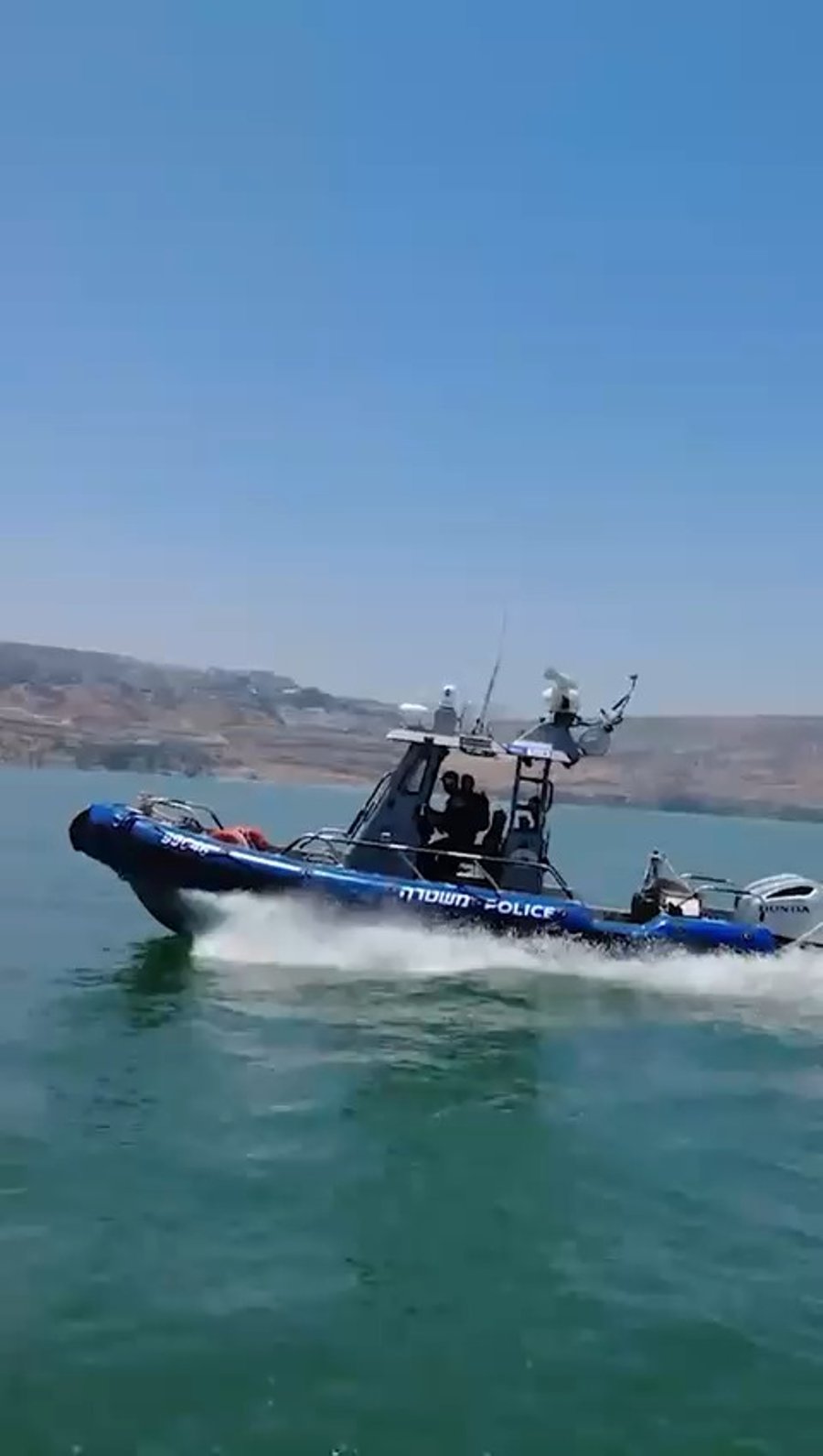 השיטור הימי בכנרת עם כל הכללים הנחוצים