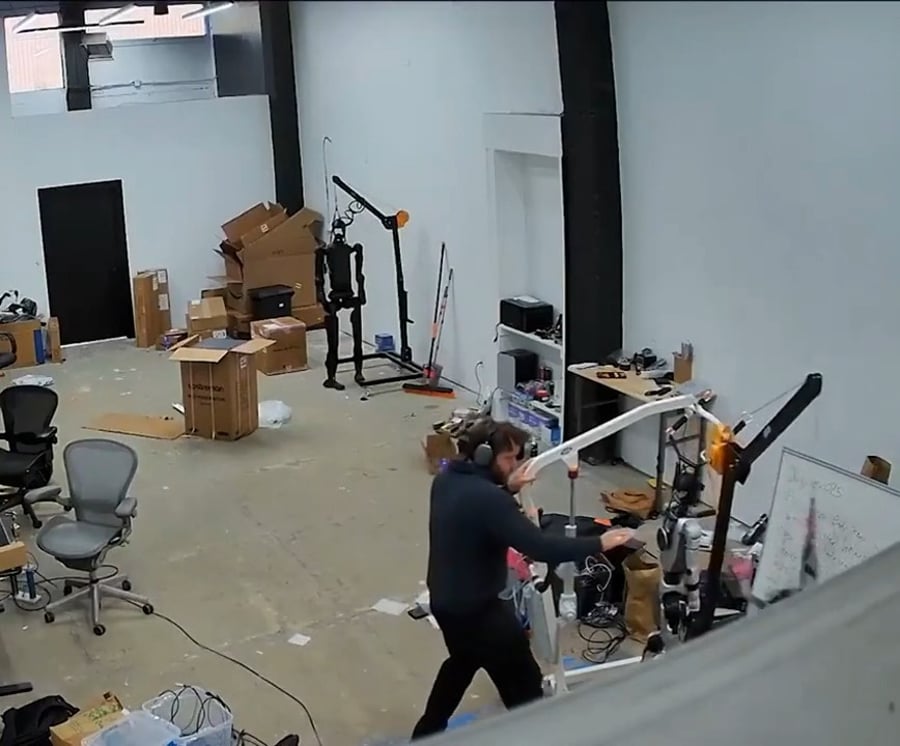 תקיפה הרובוט