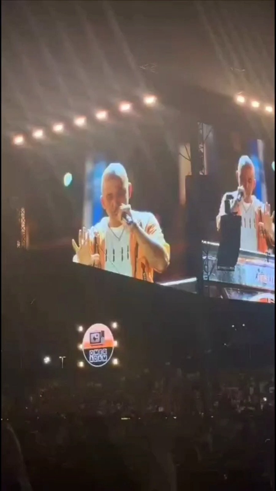 דיג'יי: 'ויני ויצ’י'