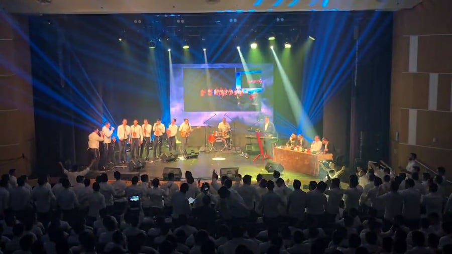 תחרות מקהלות "קול קובע" בישיבת 'בית מתתיהו'