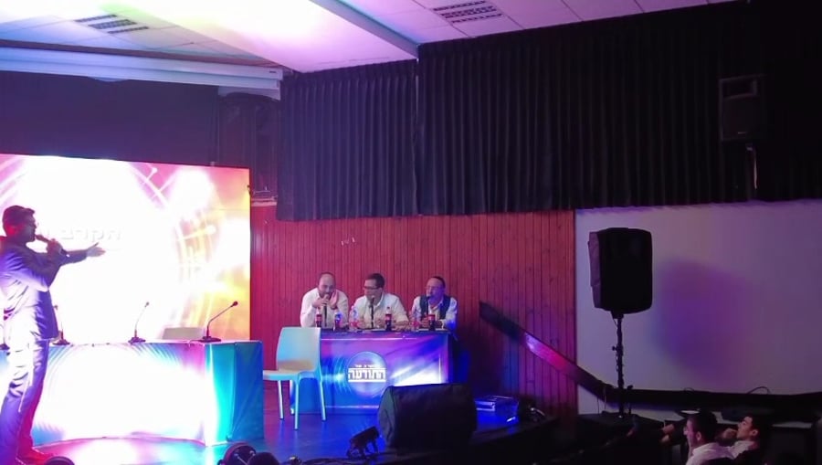 תחרות פאנלים בישיבת 'יסודות'