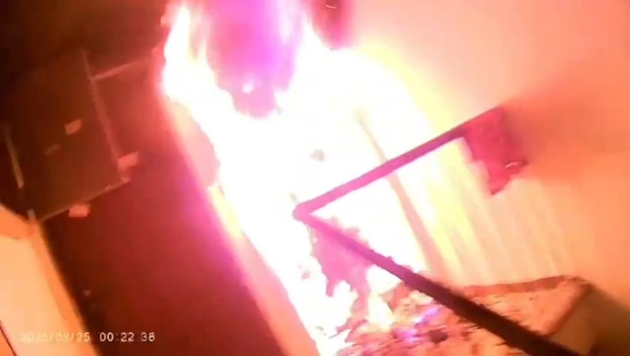 הדירה הבוערת