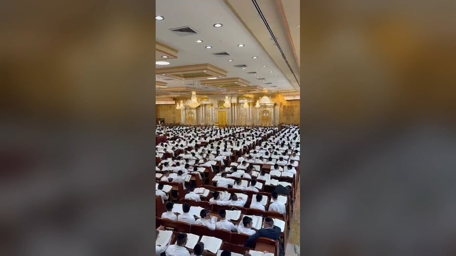 ה'שטייגען' של תחילת 'זמן אלול' ב'עטרת שלמה'