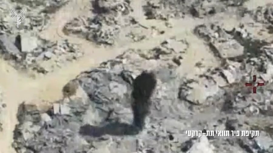 תקיפת תשתיות צבאיות ומחבלים ברצועת עזה