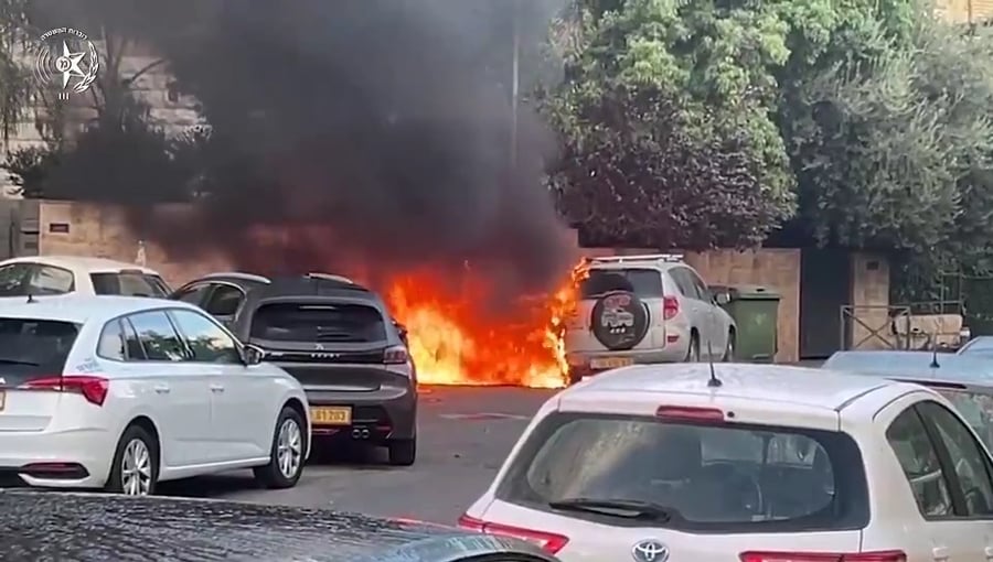 הרכב נשרף במחאות