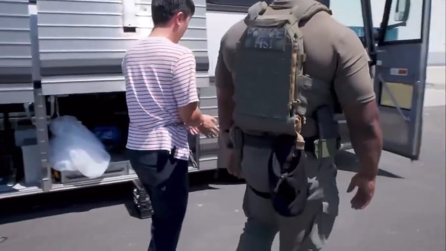 מעצר העובדים בארה"ב