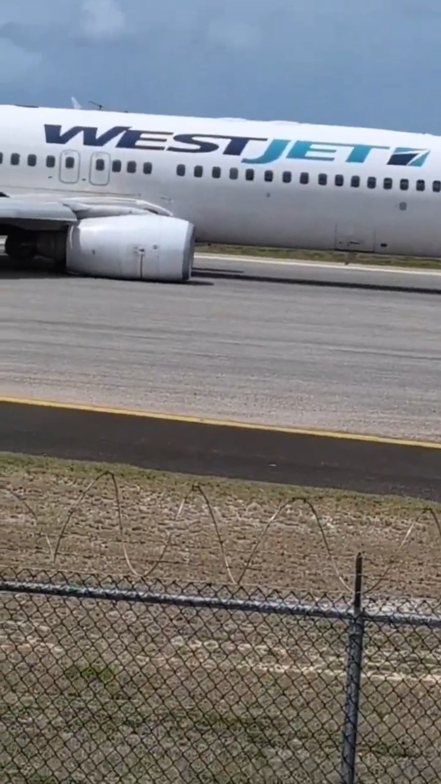 המטוס על המסלול