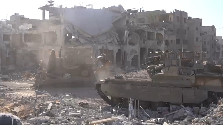 פעילות כוחות אוגדה 162 בעיר עזה