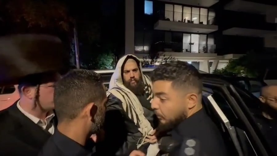 רגע המעצר של ישראל פרוש