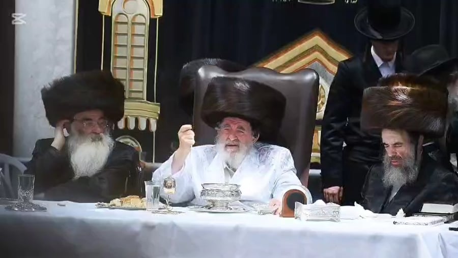 ערב יום כיפור בחצה"ק ויז'ניץ