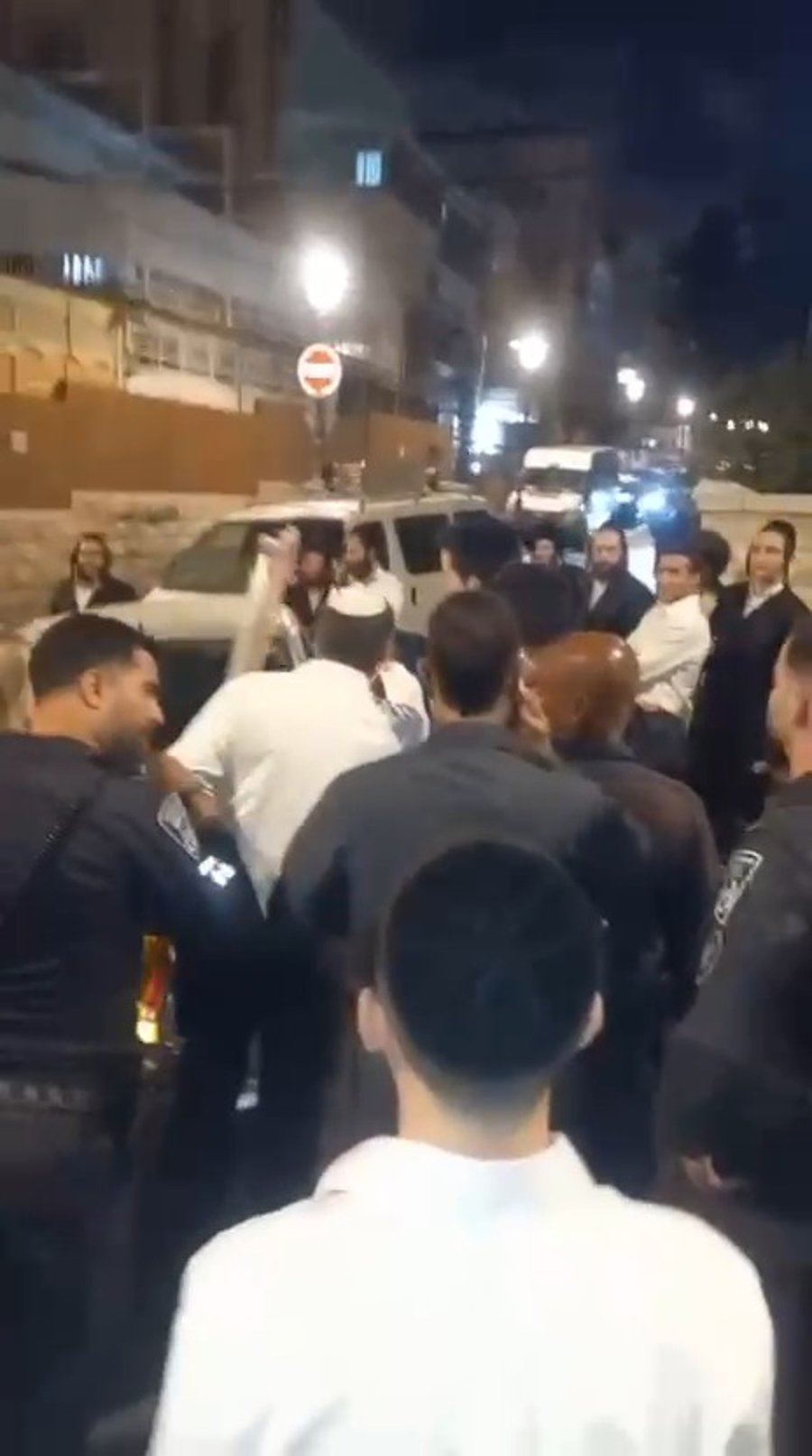 בן גביר ערב סוכות במאה שערים