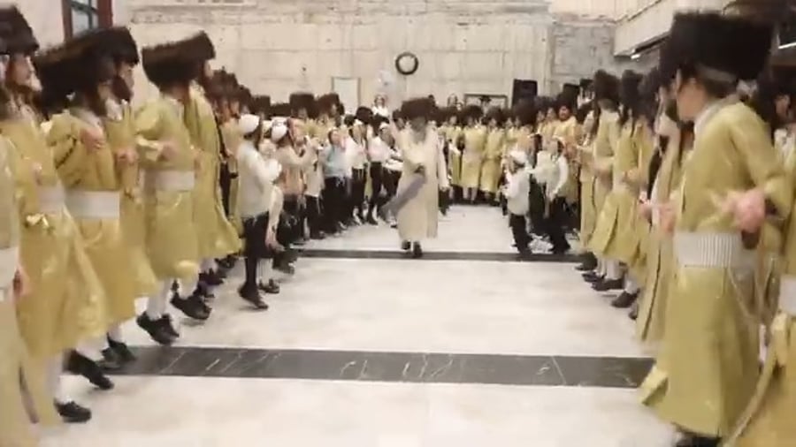 שמחת בית השואבה בתולדות אהרן בית שמש