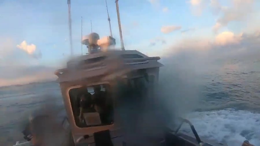 לןוחמי חיל הים של צה"ל בקרבות מול כוח ימי של חמאס בתחילת המלחמה