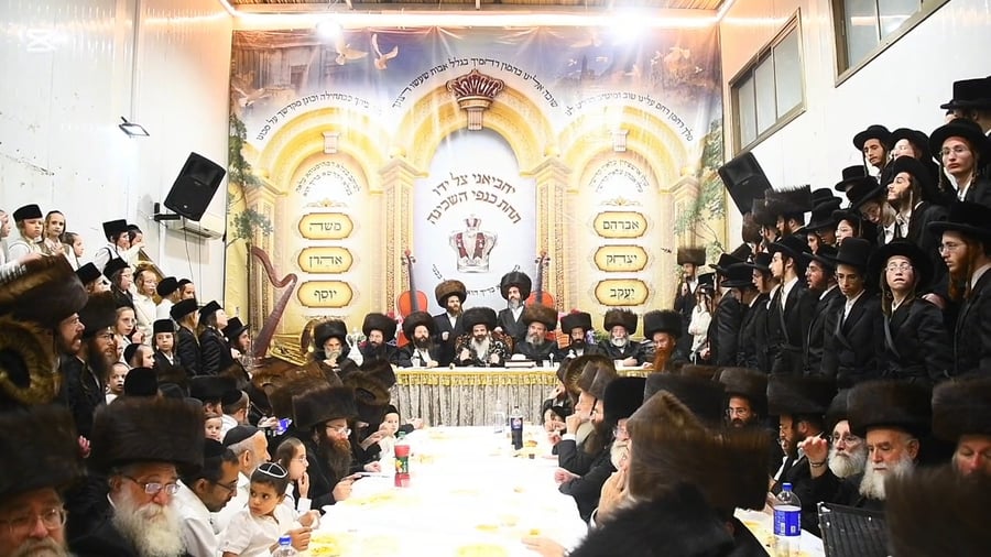 שמחת בית השואבה בחצה"ק זוטשקא