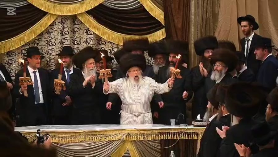 האדמו"ר מפינסק קרלין בטיש חוה"מ סוכות