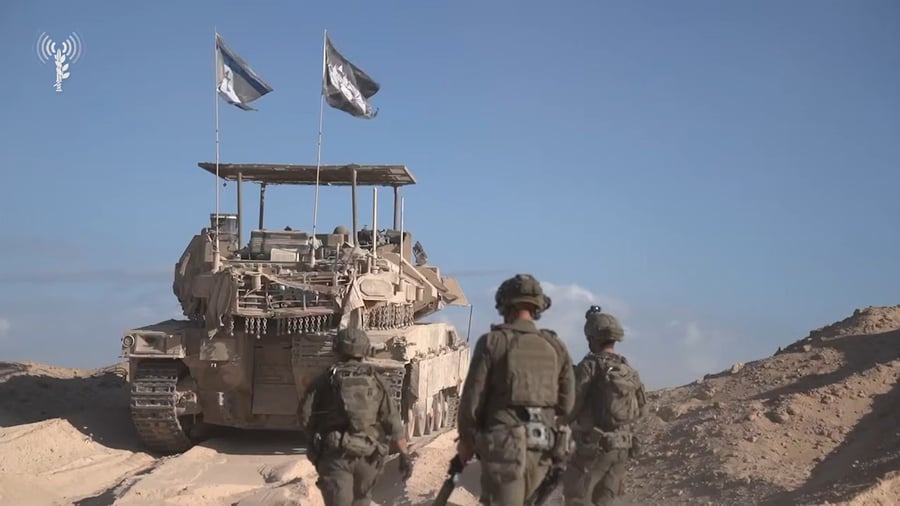 לוחמי מילואים בכוננות בגזרות השונות