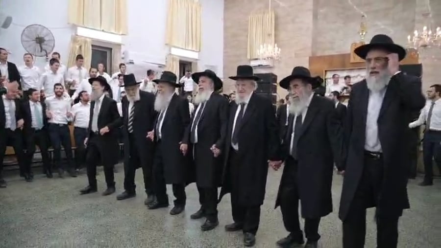 הקפות שניות בישיבת 'שכר שכיר'