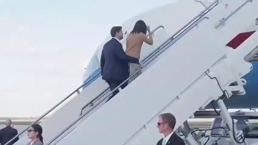 סגן הנשיא עושה כעת את דרכו לישראל 