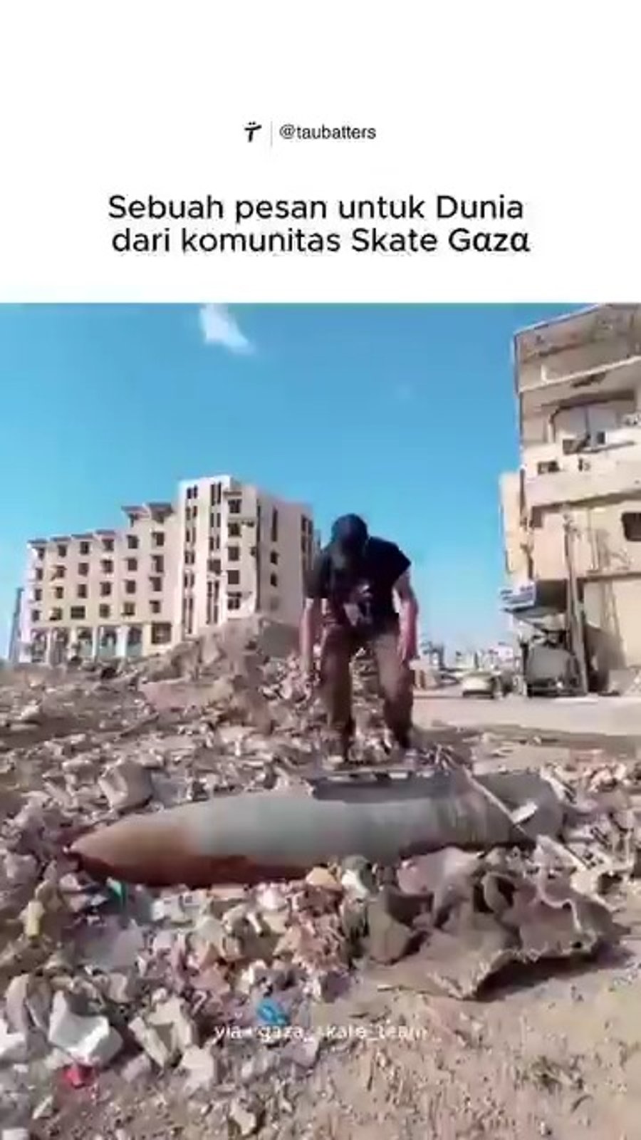 עזתי עם סקייטבורד על פצצה ישראלית
