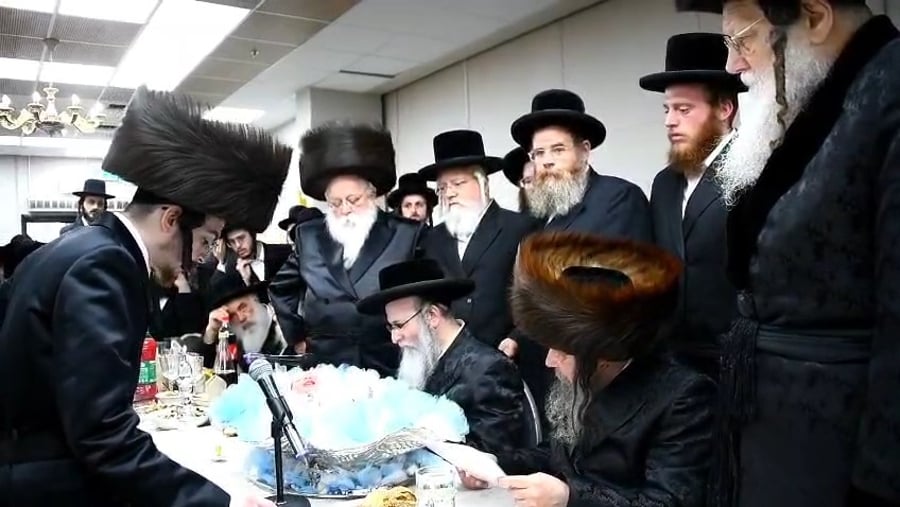 פדיון הבן בחצה"ק מודז'יץ - זוועהיל