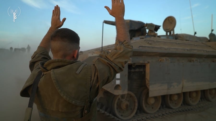 לפני כניסת כוחות חטיבה 401 לרצועת עזה בפעם הראשונה ב-27 באוקטובר 2023: