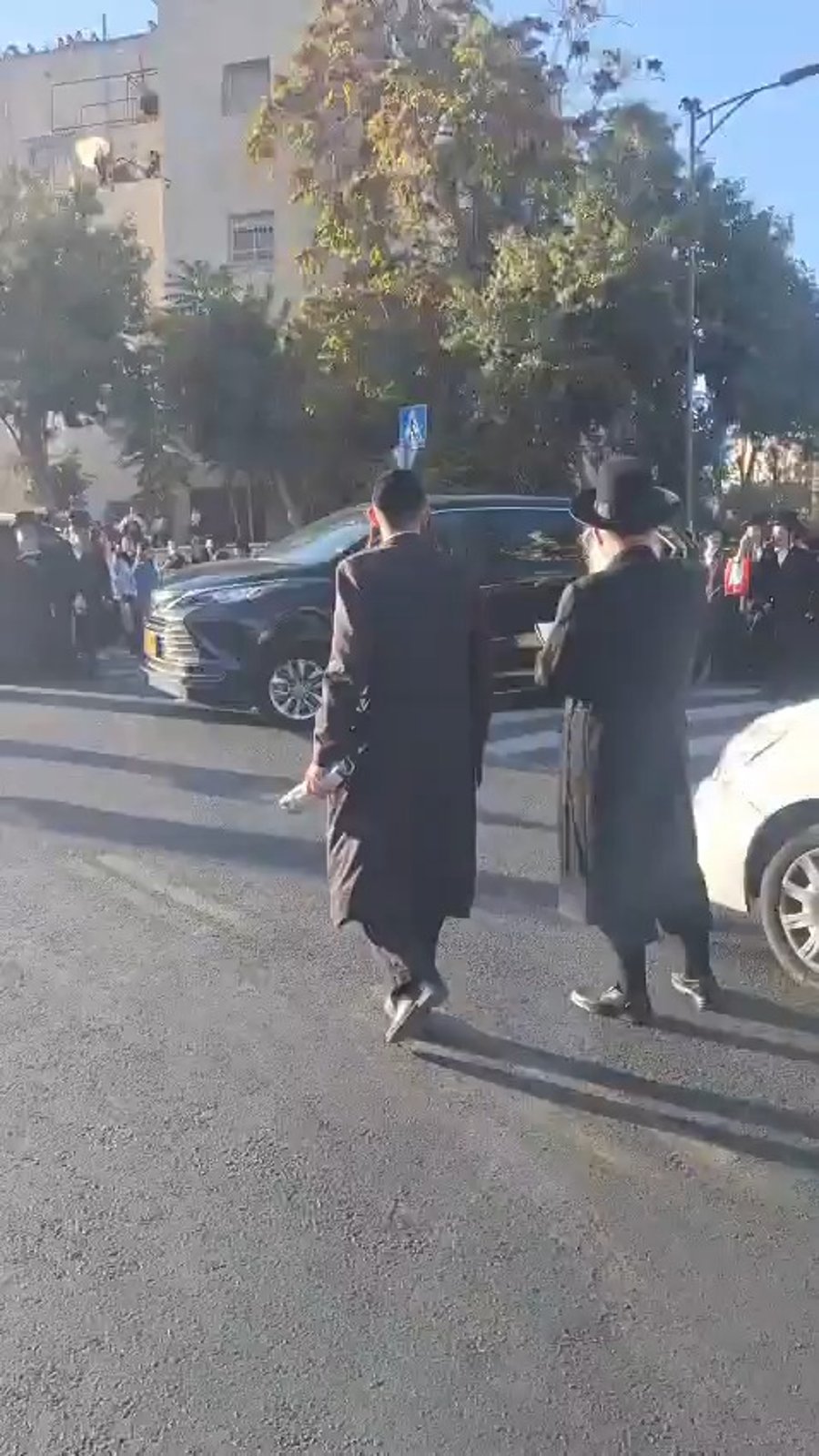 האדמו"ר מבעלזא מגיע לעצרת