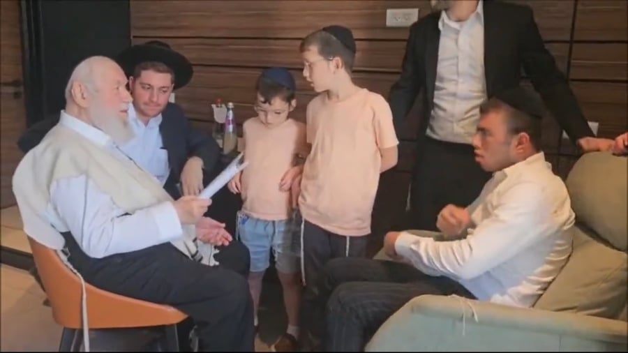 יום עצרת המיליון בצל הגר"י זילברשטיין