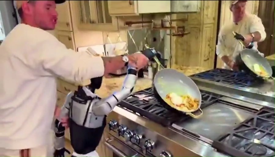 הרובוט מאבד שליטה