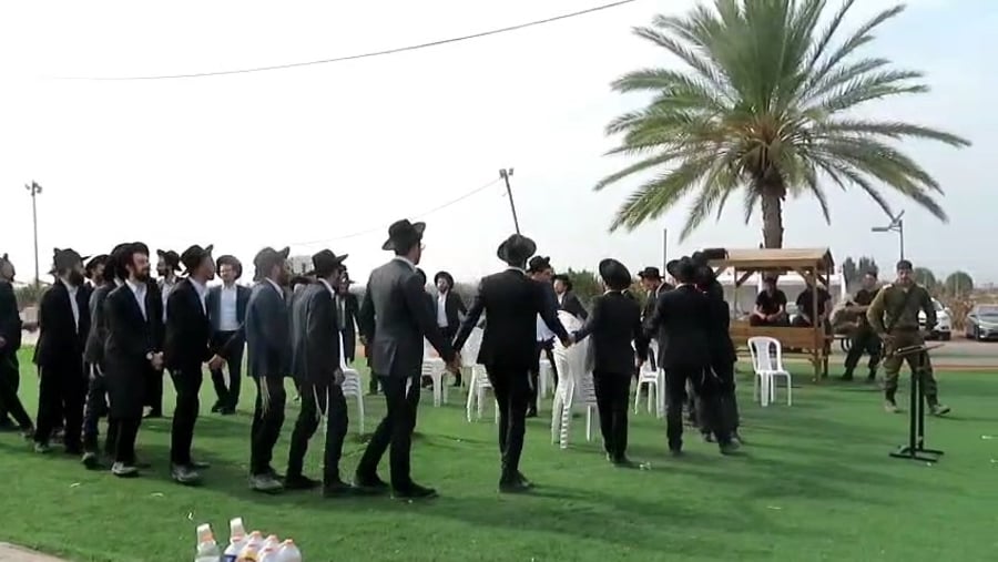 כולל 'עטרת שלמה' מול כלא 10