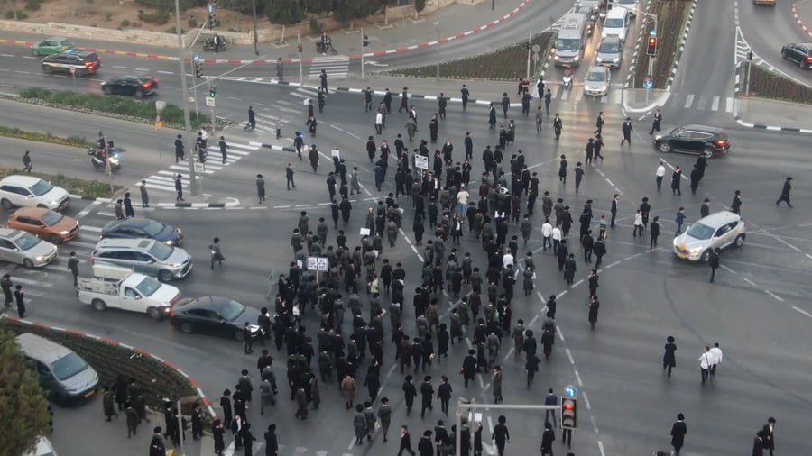 הפלישה לכביש 1 בהפגנה נגד הגיוס