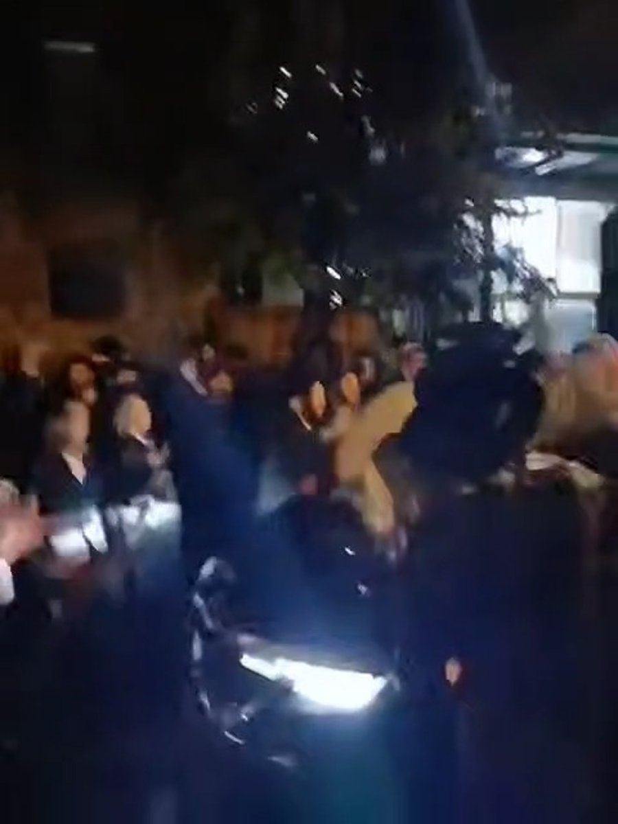 תיעוד מרגעי תקיפת חבר הכנסת בן צור