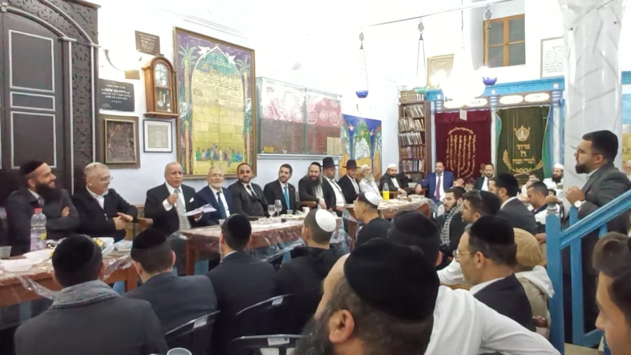 הבקשות בסעודה שלישית בבית הכנסת אבוהב