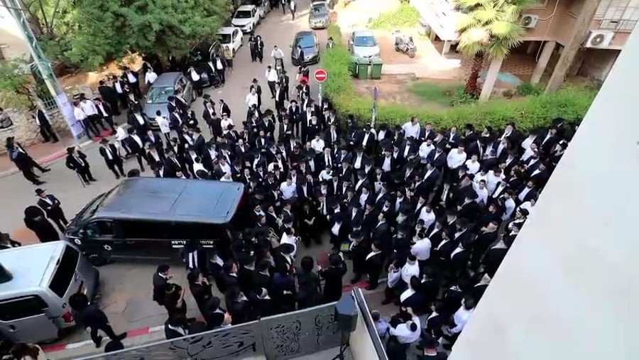 הלוויית הגאון רבי אליהו רפול זצ"ל