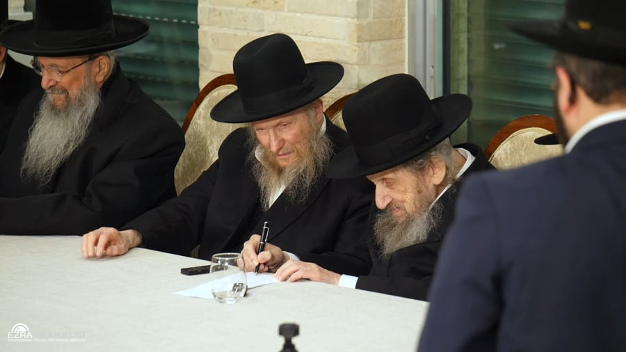 חילופי הפתקים בדינר